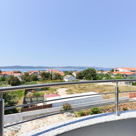 Apartmani Martin Mit Beheiztem Pool With Heated Pool بيبينيا المظهر الخارجي الصورة