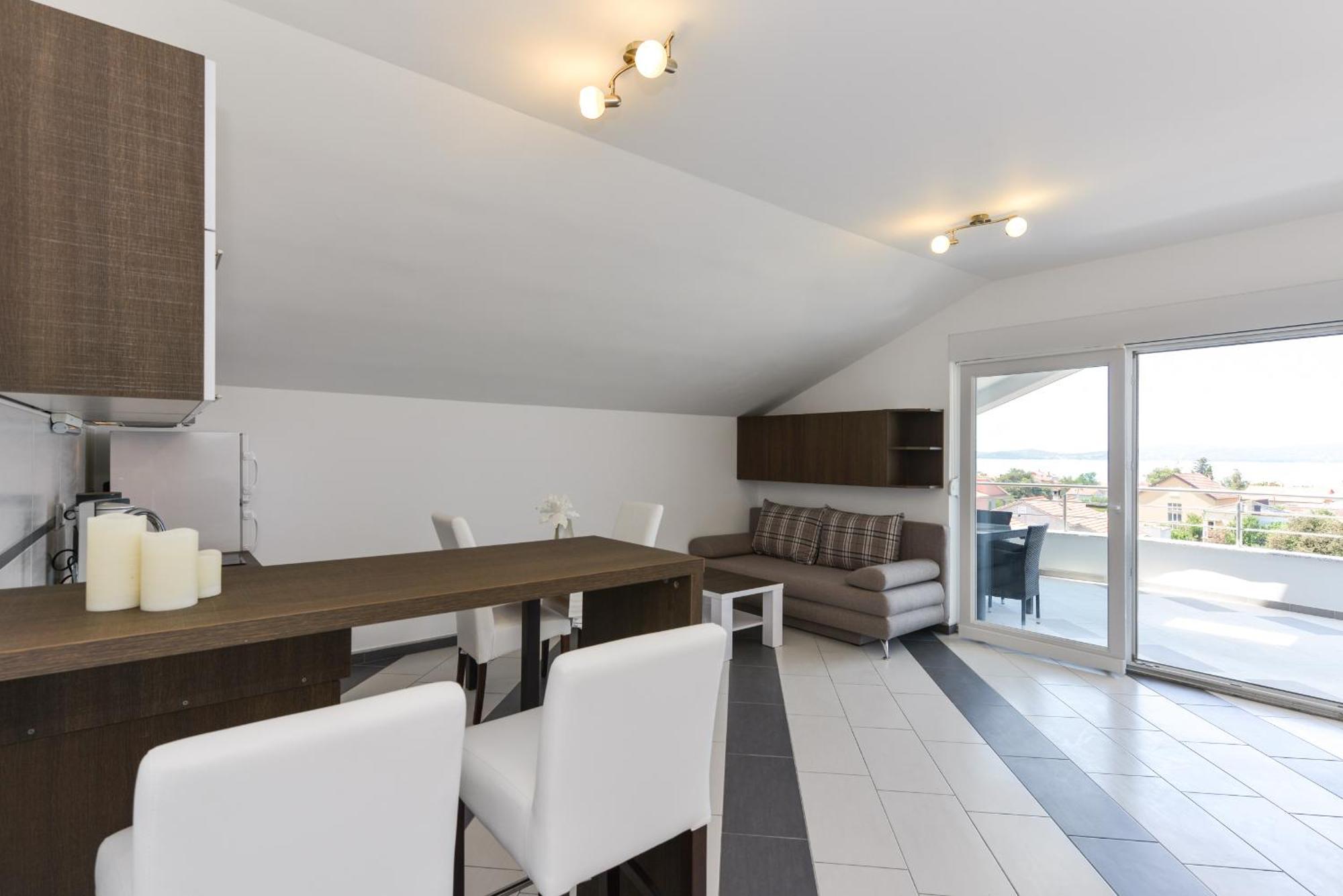 Apartmani Martin Mit Beheiztem Pool With Heated Pool بيبينيا المظهر الخارجي الصورة