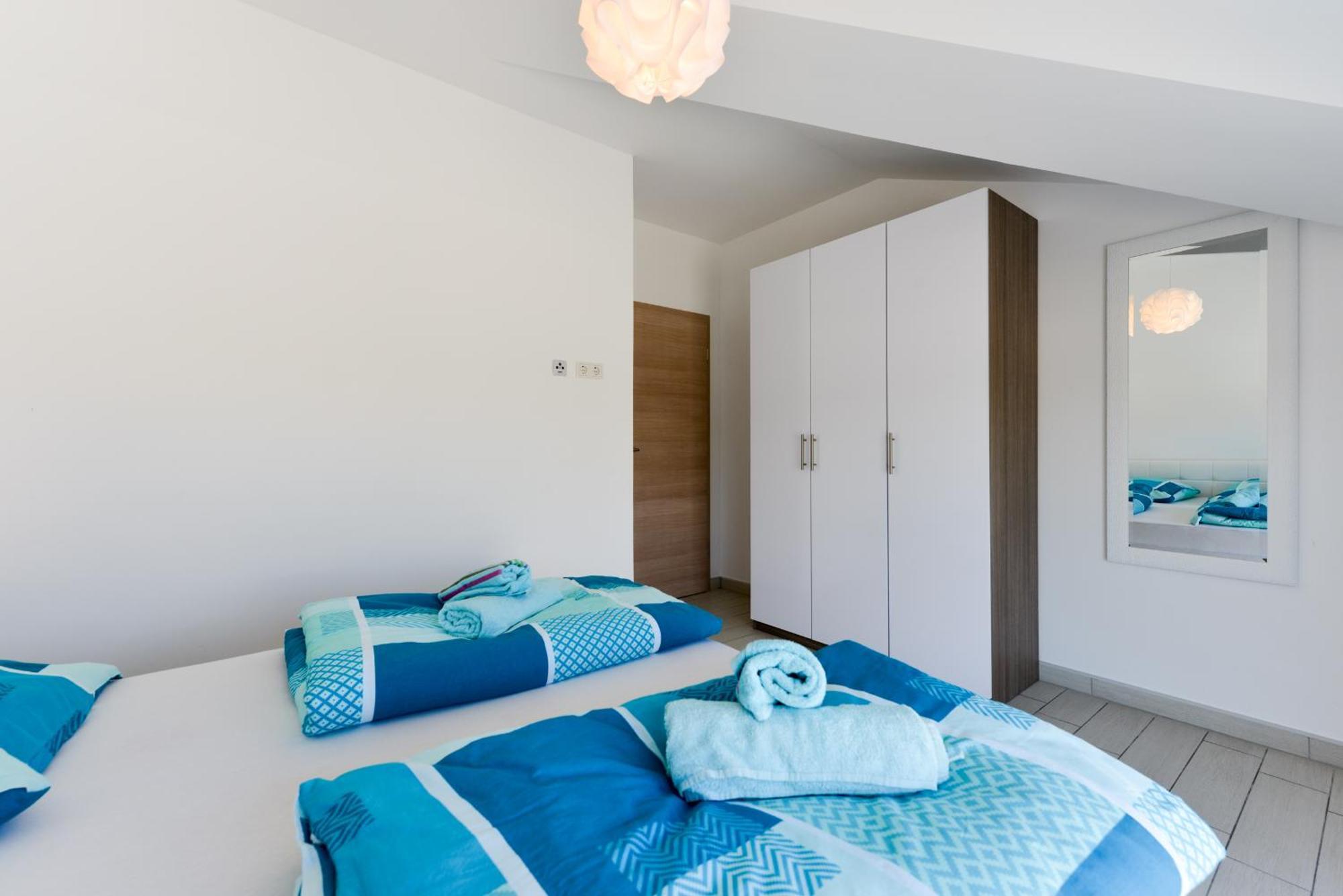 Apartmani Martin Mit Beheiztem Pool With Heated Pool بيبينيا المظهر الخارجي الصورة